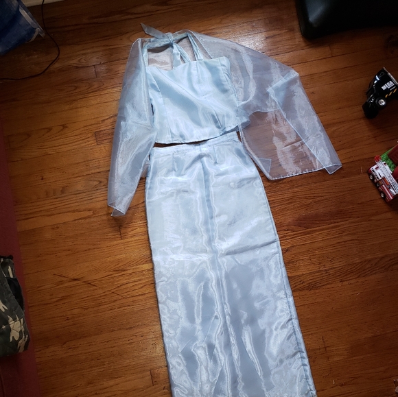 Custom Handmade Formal Set - Picture 2 of 13